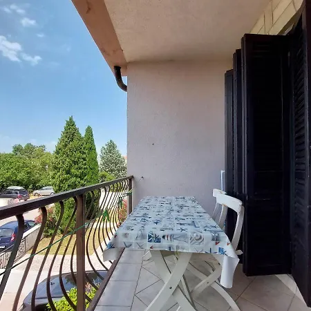Ilija Apartment Jadranovo